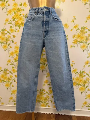 Zara Light Blue High-rise Jeans size 2 thumbnail 2