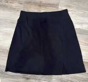 Black H&M Black Skirt thumbnail 1