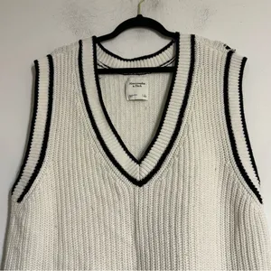 Abercrombie & Fitch Knit Sweater Vest Rugby Preppy Varsity Academia FLAW Large thumbnail 3