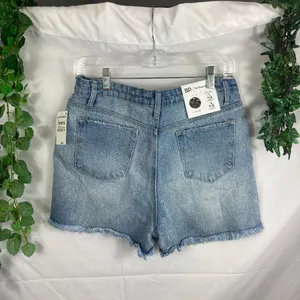 NWT BP High Rise Short Distressed Medium Wash Size 29 thumbnail 4