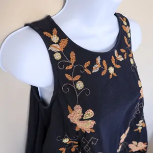 Free People Embroidered Swing Tank Top Women XS Navy Blue Floral Open Back Boho thumbnail 16