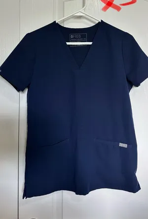 FIGS Scrub Top thumbnail 1