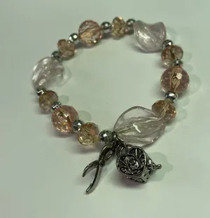 Alexa’s Angel Costume Jewelry Bracelet Beaded Stretch Pink Bead Heart Locket thumbnail 1