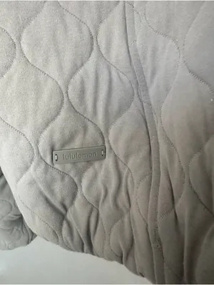 lululemon athletica Light Gray Quilted Zip Jacket thumbnail 3