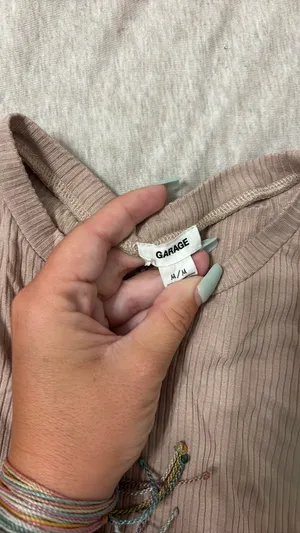 Garage Long sleeve crop top thumbnail 2