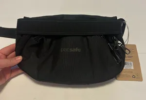 New Pacsafe V Anti-Theft Hip Pack 60141 NEW Tags RFID Travel Size Black thumbnail 1