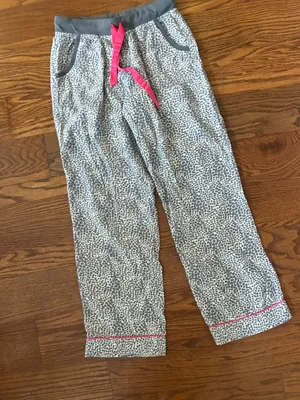 Victoria's Secret Pajama Pants Gray Leopard Print Size XS Loungewear Loungepants thumbnail 2