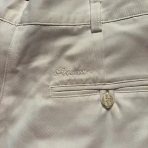 Vintage‎ Guess Golf White Lined Shorts Women's Size 10 Made in USA thumbnail 3