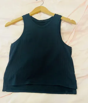 Lululemon Tank thumbnail 1