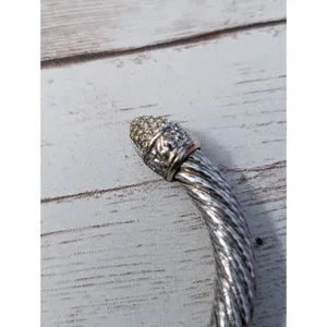 Vintage Bracelet / Bangle thumbnail 6