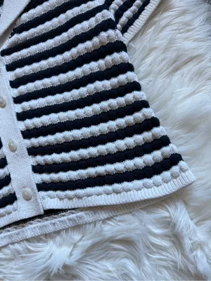 Old Navy striped sweater top thumbnail 2
