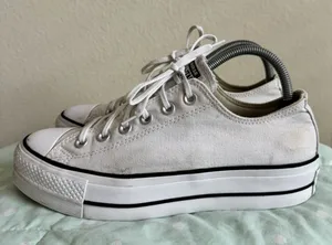 Converse All Star Low Top Lace-Up Sneakers White Womens size 9.5 thumbnail 1