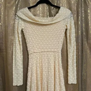 Urban Outfitters Yaya Ivory Soft Off The Shoulder Boho Dress XS NWOT thumbnail 6