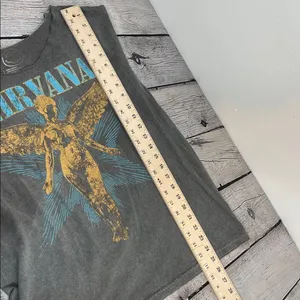 NIRVANA Angel Graphic Tee Gray and Gold size M/L neckline cut out thumbnail 11