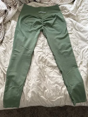 Alphalete Leggings thumbnail 2