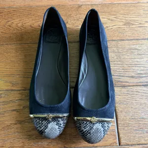Tory Burch Pacey Driver Black Suede & Snakeskin With Gold Bar Ballet Flats 10.5 thumbnail 2