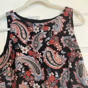 J. Jill Layered Tank‎ Top Sz MED PET Black Paisley Split Back Lined Tunic Flowy thumbnail 4
