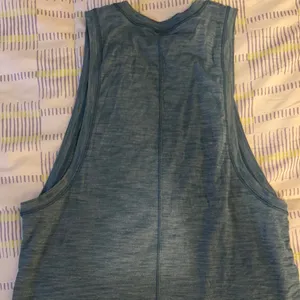 Lululemon thumbnail 2