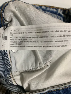 Abercrombie & Fitch The Mom High Rise Jeans - Size 4 thumbnail 4