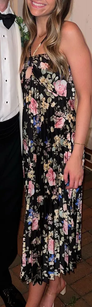 Radiant Drama Black Floral Print Pleated Halter Mid Dress thumbnail 10