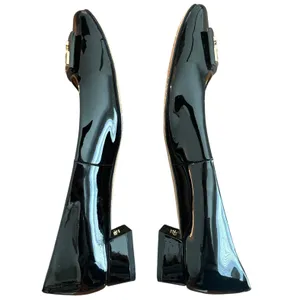 Tory Burch Gigi Black Patent Leather Block Heel Pumps Gold Logo Size 8.5 thumbnail 5