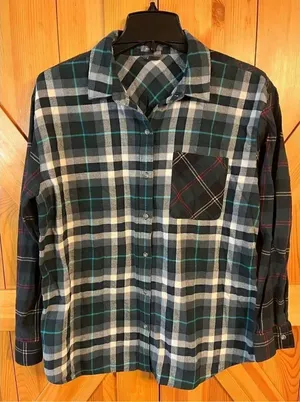 EDDIE BAUER Boyfriend Fit Flannel Shirt Button Up Green Plaid Women's Size Large thumbnail 1