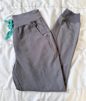 FIGS Jogger High-Waisted Scrub Pants thumbnail 1