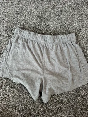 Grey short Gray Size M thumbnail 3