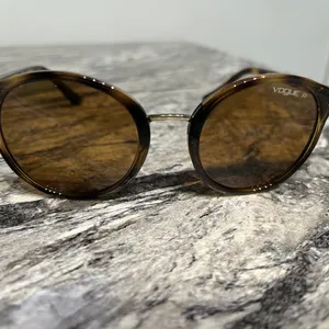 Vogue P Brown Eyeglass Frame thumbnail 2