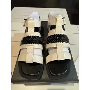 Vince Camuto Bachelen Leather Square Toe Gladiator Sandal Coconut Cream Size 8 thumbnail 2