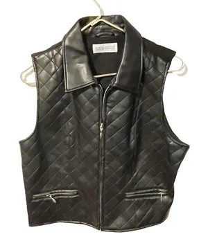 Marsh Landing‎ Womens Large Vegan Faux Leather Quilted Sleeveless Vest thumbnail 1