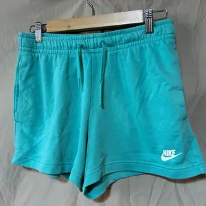 Nike shorts thumbnail 1