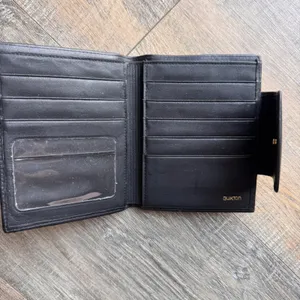 Buxton Black Leather Bifold Wallet Kiss Lock Coin Pouch ID Window Velvet Touch thumbnail 3