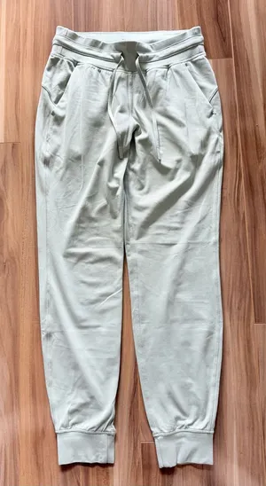Lululemon Ready to Rulu Jogger - size 6 thumbnail 1