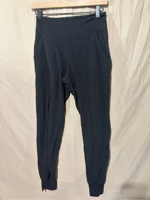 Lululemon Align Jogger 28" thumbnail 4