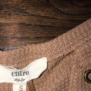 Entro tan waffle knit Henley top size small thumbnail 3