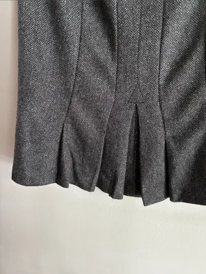 United Colors of Benetton Wool Silk Herringbone Pleated Skirt Size 38 thumbnail 7