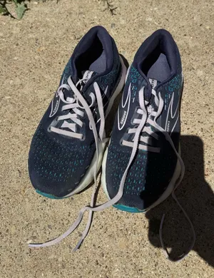 Brooks Women’s Shoes thumbnail 1
