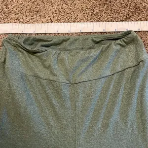 LuLaRoe Forest Green colored leggings thumbnail 2