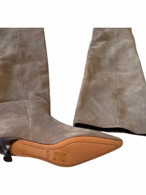 NEW ALDO Pull On Suede Kitten Heel Boot Gray SZ-5 Kitten Heel thumbnail 5
