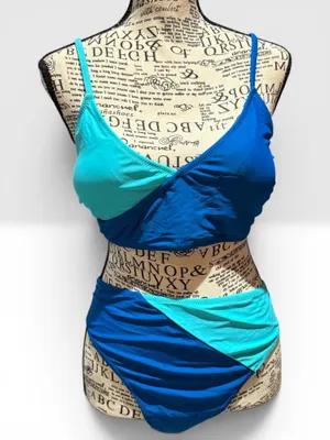 💙🩵✨ NWT Cupshe Colorblock Bikini Set – Size XXL ✨🩵💙 thumbnail 1