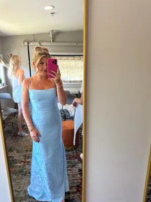 Amazon Formal blue Dress thumbnail 2