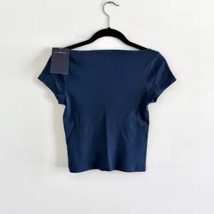 Brandy Melville Tshirt thumbnail 4