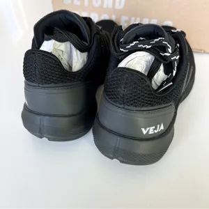 Veja Marlin V-Knit Sneakers Tennis Shoes in Full Black NIB thumbnail 6