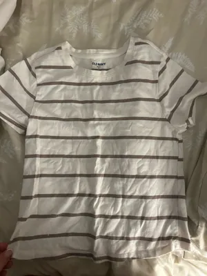 Old Navy Bestee Tee thumbnail 1