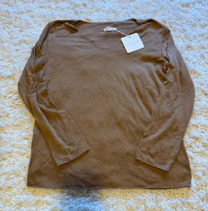 Brown V thumbnail 1