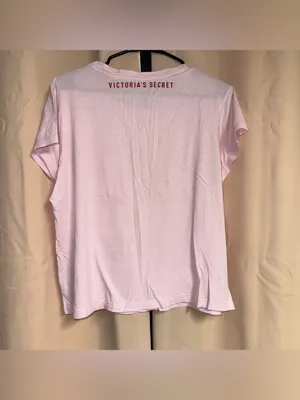 victoria’s secret graphic tee thumbnail 3