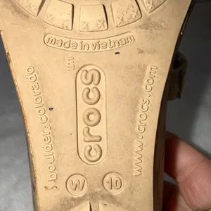Crocs‎ A-Leigh Women's Size 10 Beige Cork Wedge Sandals Strappy Suede Like Style thumbnail 5