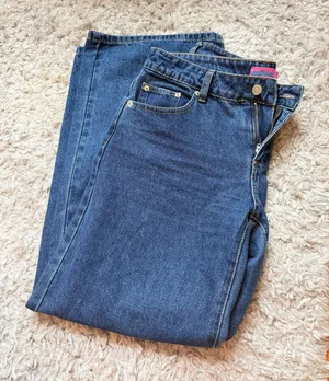Edikted Blue Jeans thumbnail 1