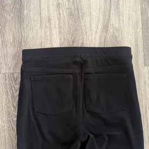 SPANX Black High-Waist Leggings Size Large Women’s Pullon Pants thumbnail 4